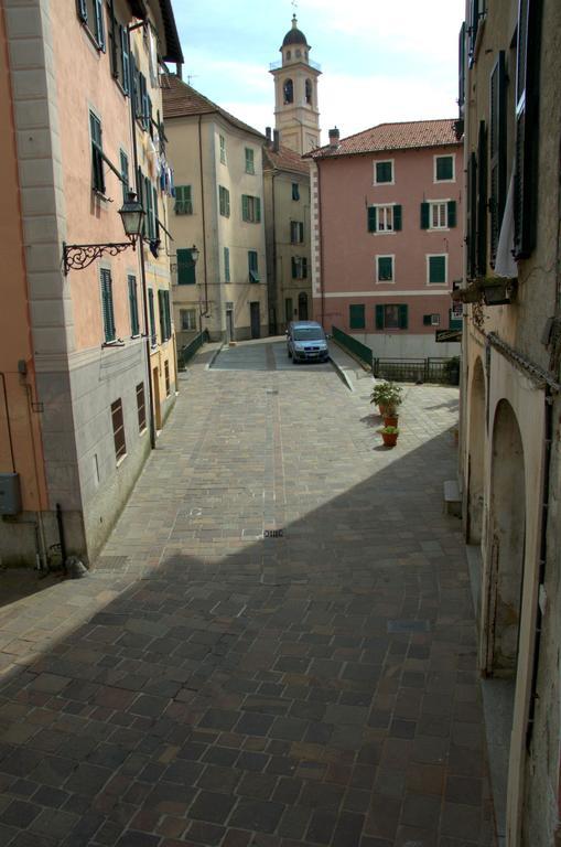 Villa La Finestra Sul Borgo Campo Ligure Zimmer foto